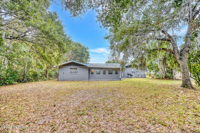 1 FARRINGTON Lane, Palm Coast, FL 32137