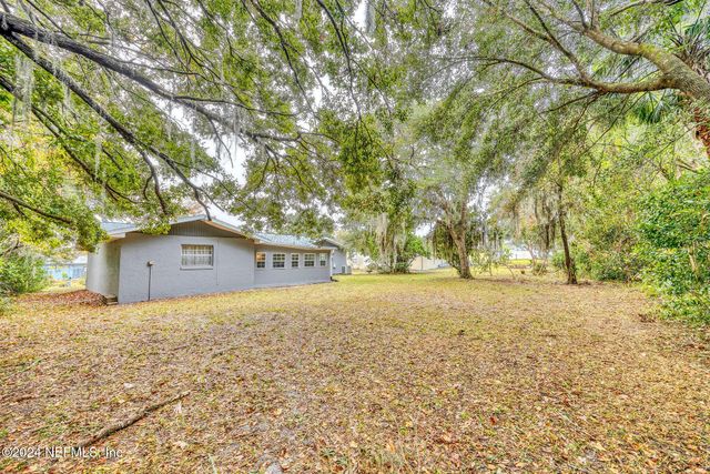 1 FARRINGTON Lane, Palm Coast, FL 32137