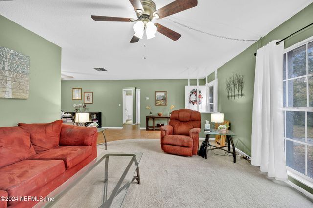 1 FARRINGTON Lane, Palm Coast, FL 32137