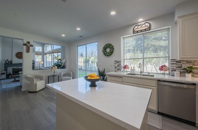 327 Rhine Court, Salinas, CA 93906