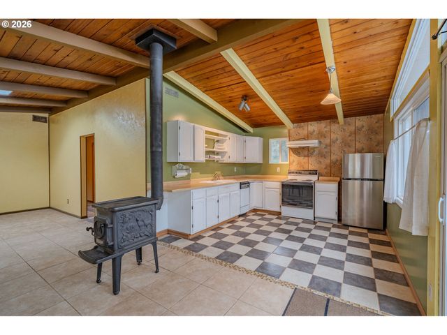 106 Nw 50TH St, Vancouver, WA 98663