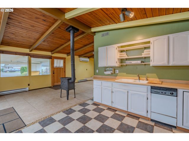 106 Nw 50TH St, Vancouver, WA 98663