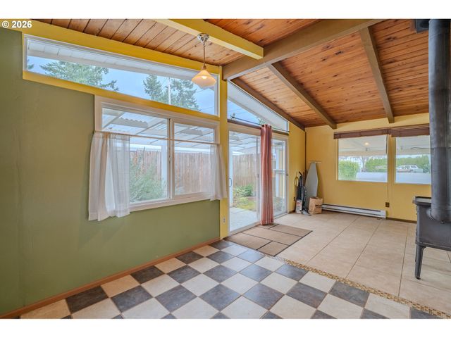 106 Nw 50TH St, Vancouver, WA 98663