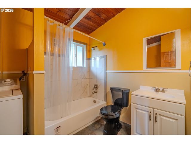 106 Nw 50TH St, Vancouver, WA 98663