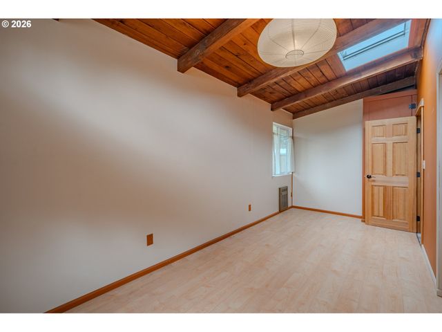 106 Nw 50TH St, Vancouver, WA 98663