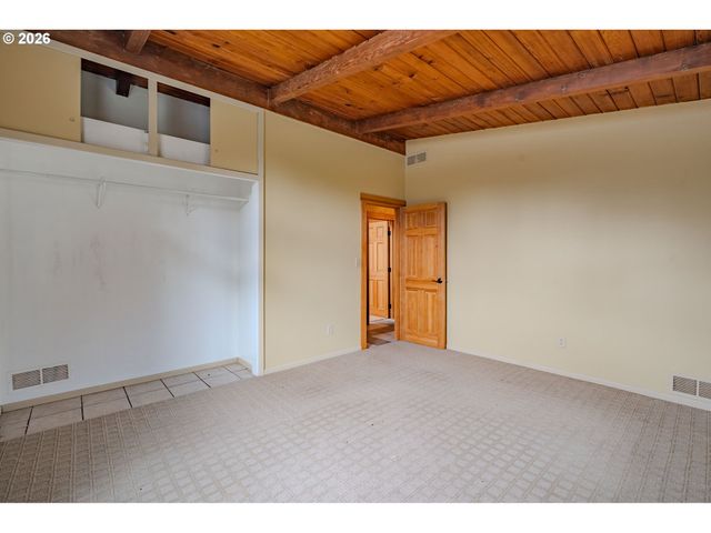 106 Nw 50TH St, Vancouver, WA 98663