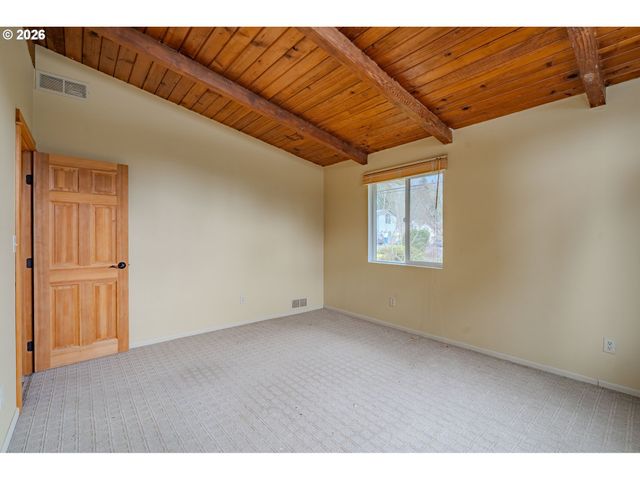 106 Nw 50TH St, Vancouver, WA 98663