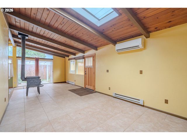 106 Nw 50TH St, Vancouver, WA 98663