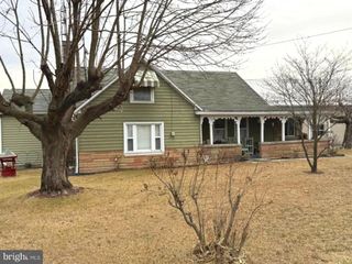 1421 MCCLURES GAP ROAD, Carlisle, PA 17013