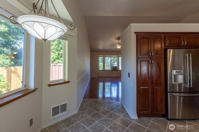 7026 66th Avenue NE, Marysville, WA 98270