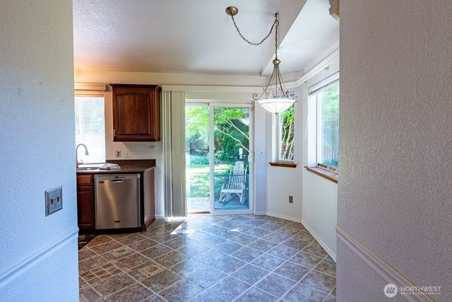 7026 66th Avenue NE, Marysville, WA 98270