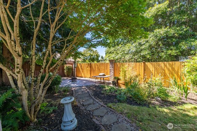 7026 66th Avenue NE, Marysville, WA 98270