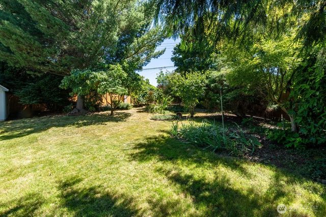 7026 66th Avenue NE, Marysville, WA 98270