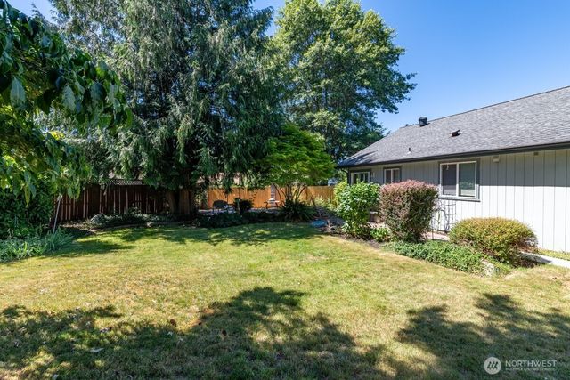 7026 66th Avenue NE, Marysville, WA 98270