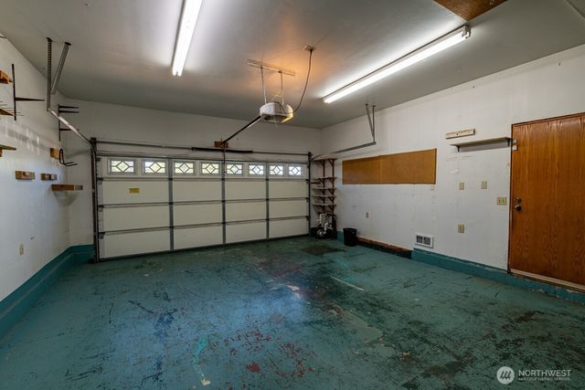 7026 66th Avenue NE, Marysville, WA 98270