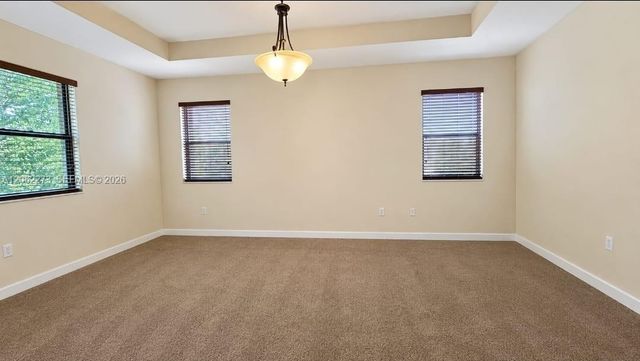 8890 W 33rd Ave, Hialeah, FL 33018