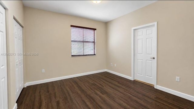 8890 W 33rd Ave, Hialeah, FL 33018