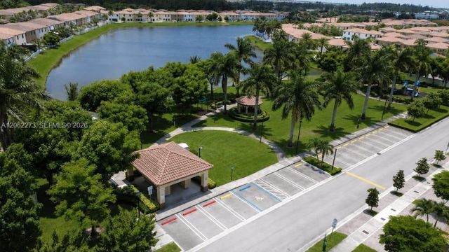 8890 W 33rd Ave, Hialeah, FL 33018
