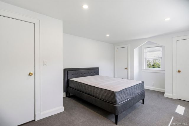 91 1st Avenue, East Rockaway, NY 11518
