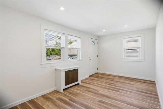 91 1st Avenue, East Rockaway, NY 11518