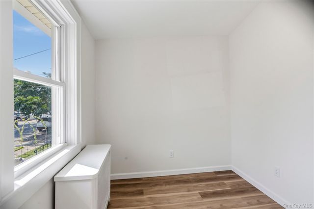 91 1st Avenue, East Rockaway, NY 11518
