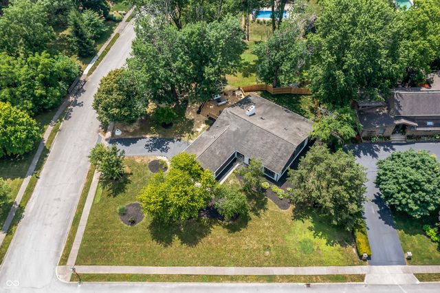 10924 Thunderbird Drive, Carmel, IN 46032