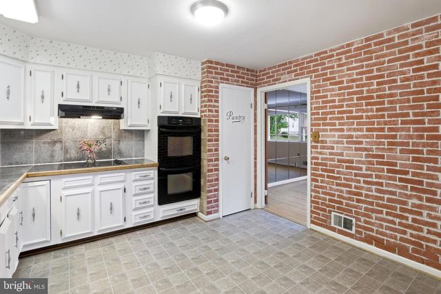 11410 MARY CATHERINE DR, Clinton, MD 20735