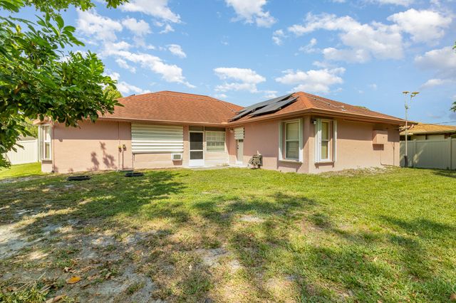 1581 Jenson Terrace SE, Palm Bay, FL 32909