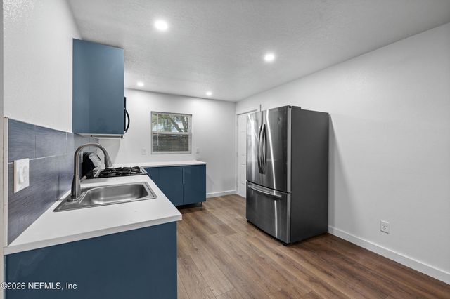 231 E 16TH Street 1, Jacksonville, FL 32206