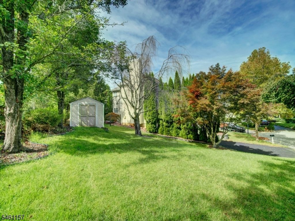 9 Bukiet Ct, Roxbury Twp., NJ 07852 — photo 4