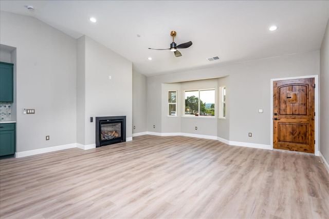 32622 Person Court, Coarsegold, CA 93614