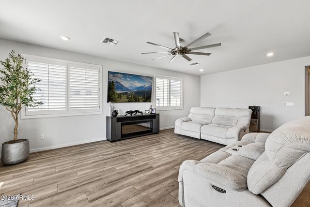 5652 N 188TH Lane, Litchfield Park, AZ 85340