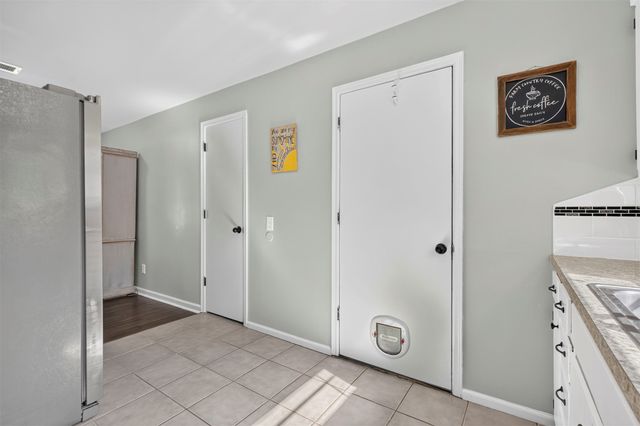 3407 S Walnut Creek Drive, Sand Springs, OK 74063