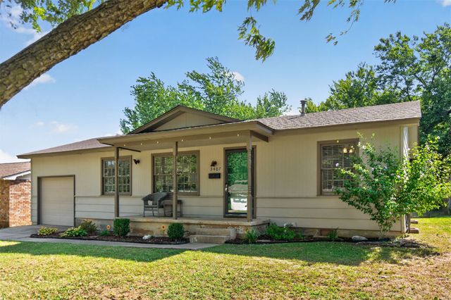 3407 S Walnut Creek Drive, Sand Springs, OK 74063