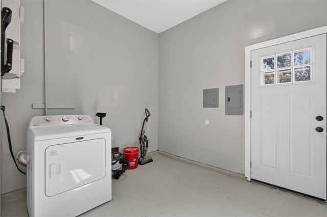 3407 S Walnut Creek Drive, Sand Springs, OK 74063