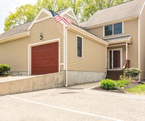 141 Spinnaker Way # 141, Portsmouth, NH 03801