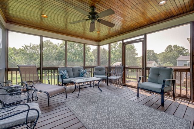 5337 Roxborough Pass, Hermitage, TN 37076