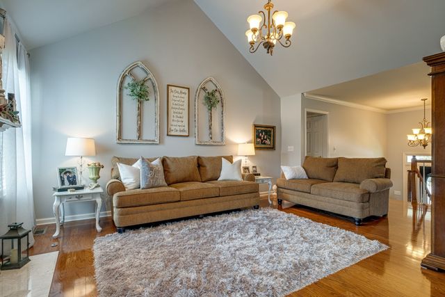 5337 Roxborough Pass, Hermitage, TN 37076