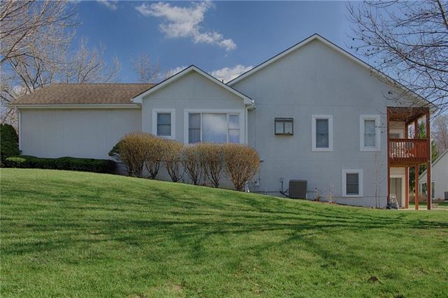 12202 Caenen Drive, Overland Park, KS 66213