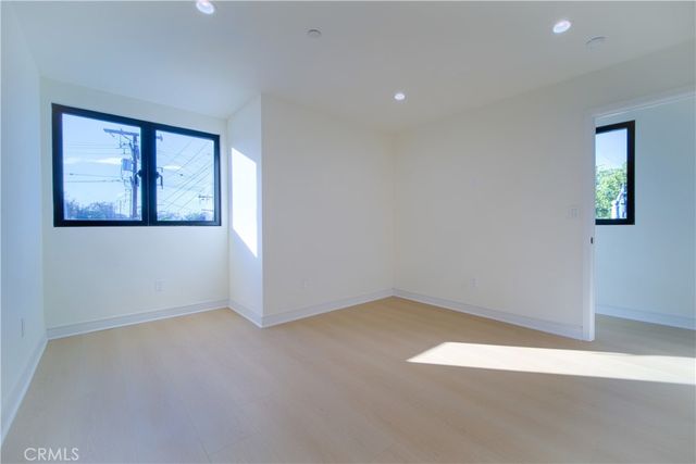 2676 Newell Street, Los Angeles, CA 90039