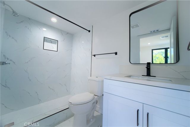 2676 Newell Street, Los Angeles, CA 90039