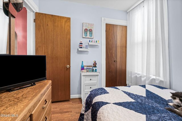 430 8th Avenue, Troy, NY 12182