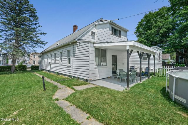 430 8th Avenue, Troy, NY 12182