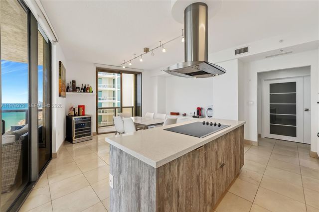 16275 Collins Avenue 2101, Sunny Isles Beach, FL 33160