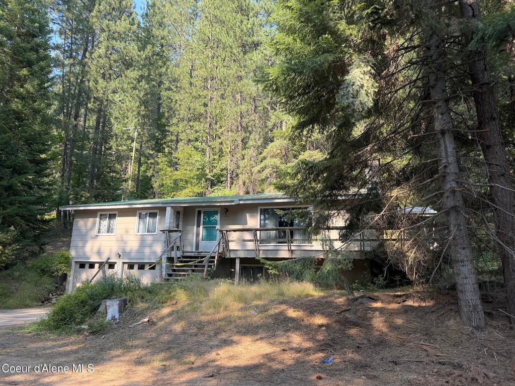 202 Fairview Avenue, Silverton, ID 83867 photo 2