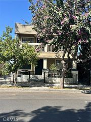 1119 N Loma Vista, Long Beach, CA 90813