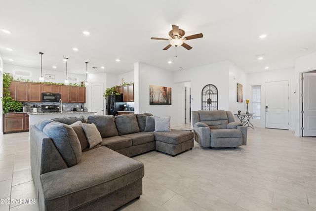 21659 E WAVERLY Drive, Queen Creek, AZ 85142