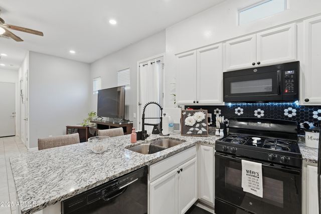 21659 E WAVERLY Drive, Queen Creek, AZ 85142