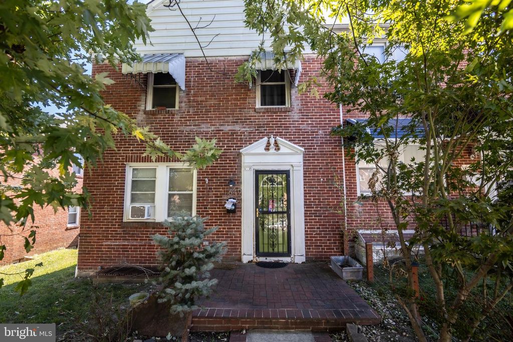 1649 RALWORTH RD, Baltimore, MD 21218