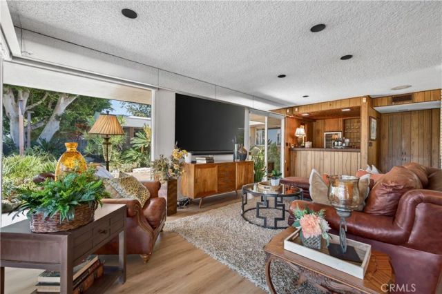 2904 Far View, West Covina, CA 91791